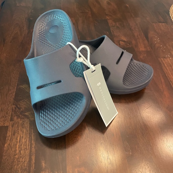 REVITALIGN Navy Blue Women's Sandals - Picture 1 of 4